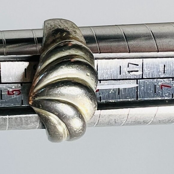 Vtg Sterling Silver Swirl Fluted Domed Band Ring size 5.5 stamped 925 & NF 9.14m - Picture 3 of 12